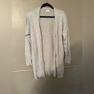 Size large gray cardigan.